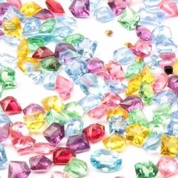 Lot (175) 7x6mm Czech vintage assorted pentagon shield faceted glass rhinestones 