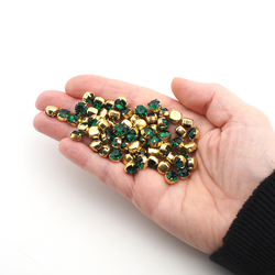 Lot 50 pcs Vintage Emerald Green glue soldering round Brass Montees 8 mm faceted MC rhinestones Preciosa fancy chaton stones