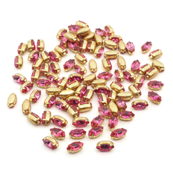 Lot 95 pcs Vintage Pink Brass tiny Navettes 10x5 mm faceted loose rhinestones chaton stones