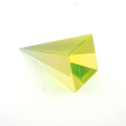 Czech uranium glow glass Pyramid 7 cm paperweight ornament Art display